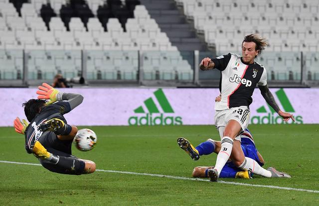 米兰故意输给拉齐奥就为了放弃意大利杯？在我看来简...（米兰对拉齐奥故意放水只为弃意大利杯？我不这么认为）