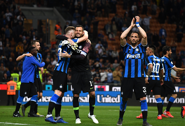 斯基拉：尤文派球探观看西班牙U21比赛，考察罗德里戈-门多萨（斯基拉称：尤文派出球探现场观看西班牙U21，重点考察罗德里戈-门多萨）