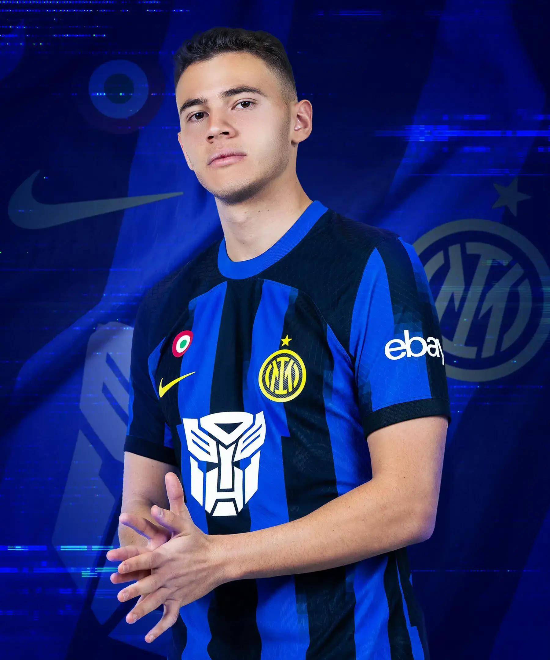 拜仁与柏林联合首次德国杯交手，此前13次联赛交手8胜5平不败（德国杯初遇！拜仁战柏林联合，联赛13战8胜5平保持不败）