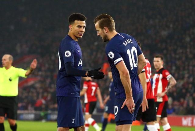 记者：云南玉昆接触的上海希望之星非蒯纪闻，目标为国产中锋（记者：云南玉昆接洽的“上海希望之星”不是蒯纪闻，目标锁定本土中锋）