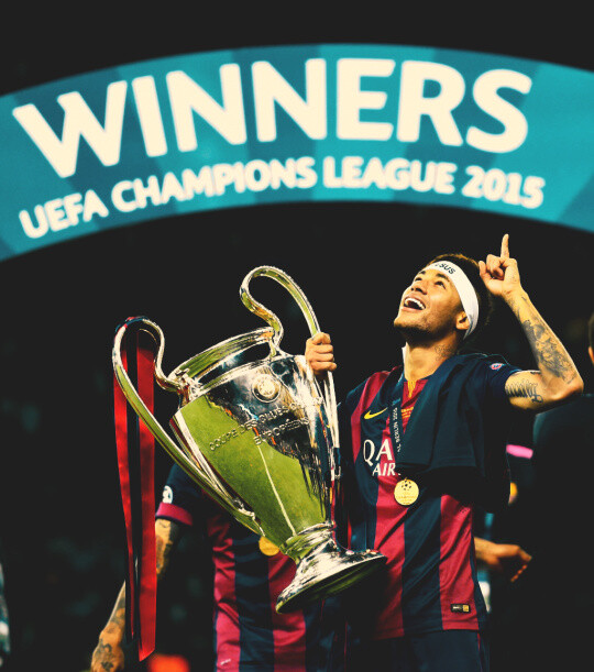 中超：武汉三镇2-0战胜上海申花（中超：武汉三镇2比0击败上海申花）