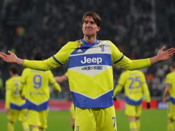 法布雷加斯：尼科-帕斯一月份不回皇马；曾想把马蒂奇带到科莫（法布雷加斯：尼科·帕斯1月不回皇马，曾欲将马蒂奇带到科莫）